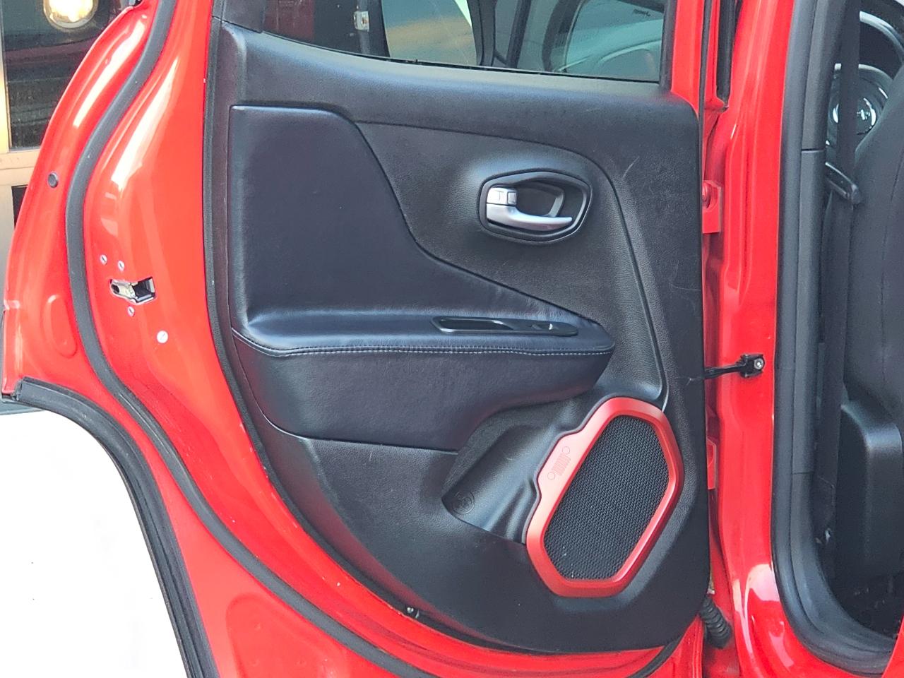 Jeep Renegade Trailhawk 2016