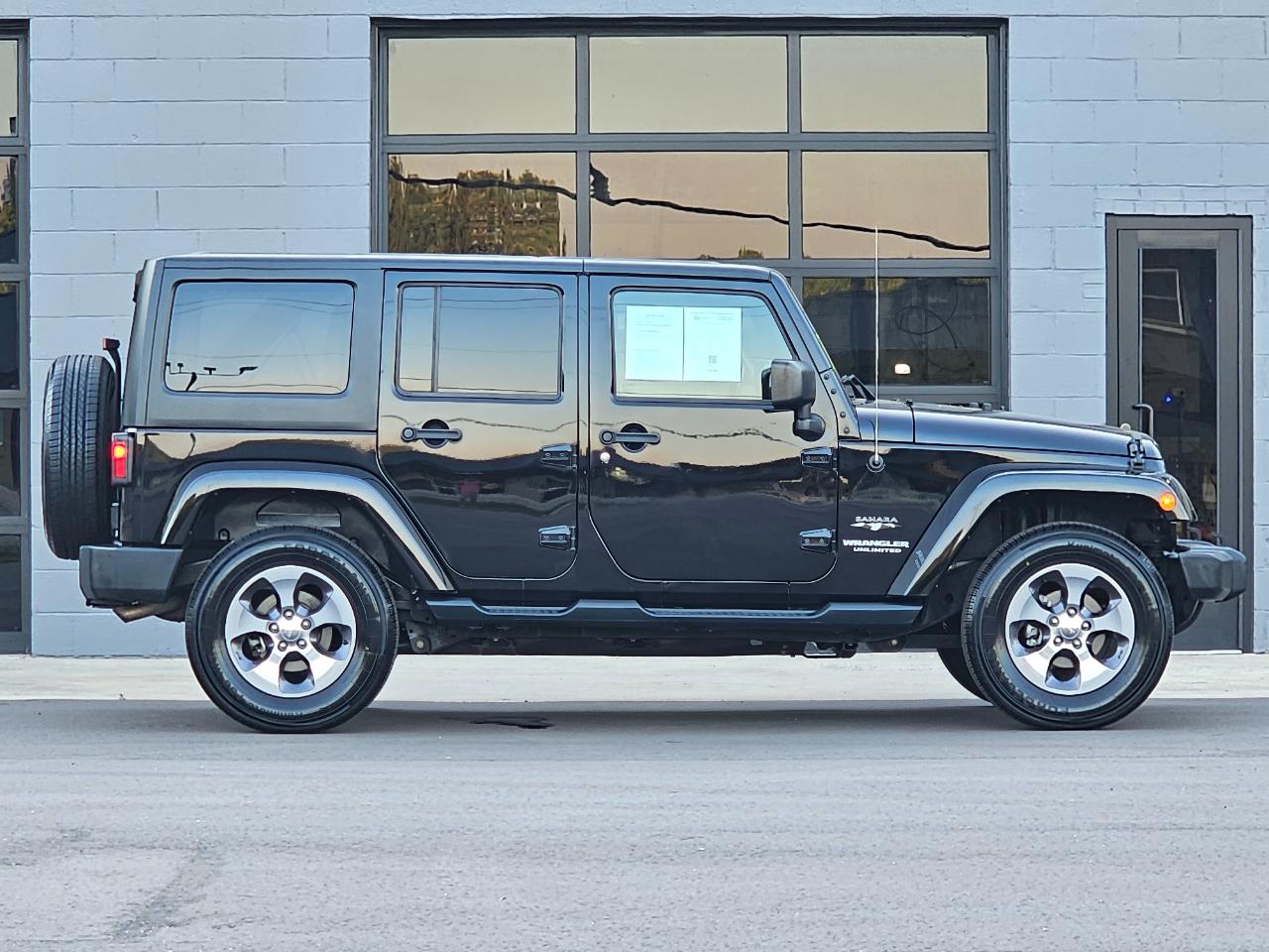 Jeep Wrangler Unlimited Sahara 4WD 2016