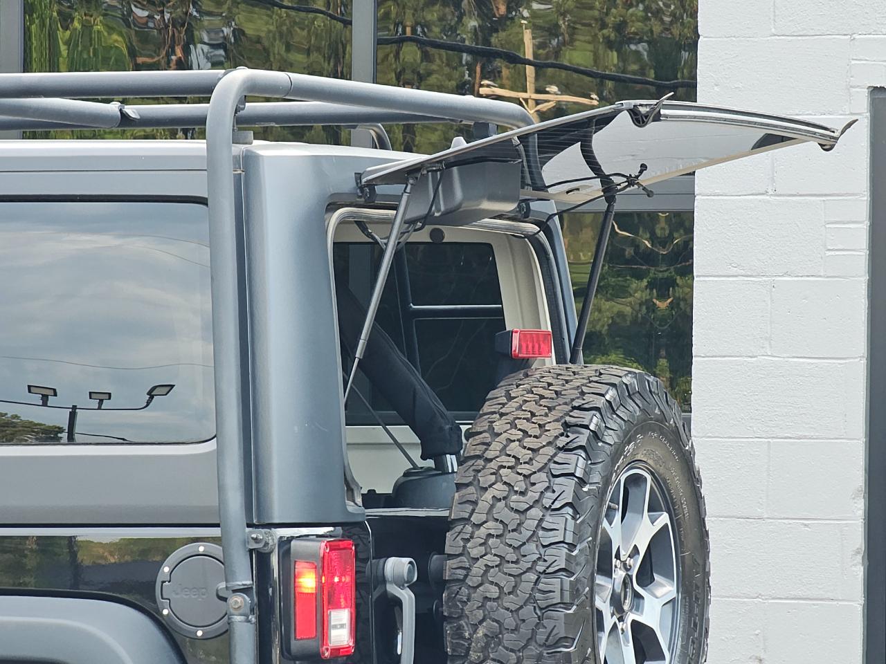 Jeep Wrangler Unlimited Sport 4WD 2016