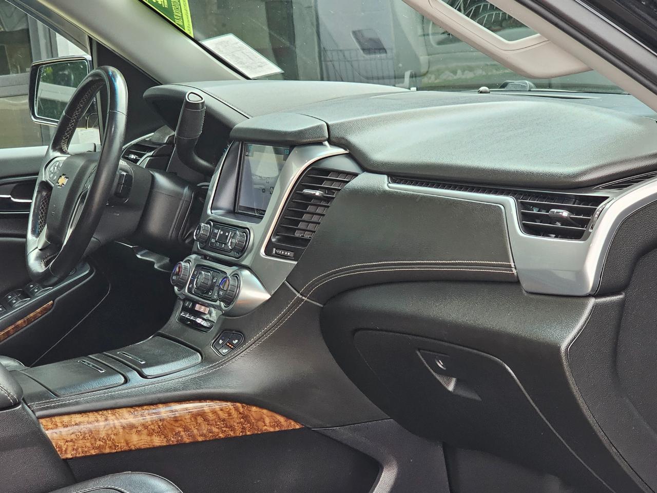 Chevrolet Suburban Premier 4WD 2019