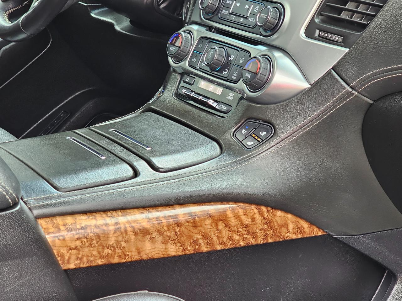 Chevrolet Suburban Premier 4WD 2019