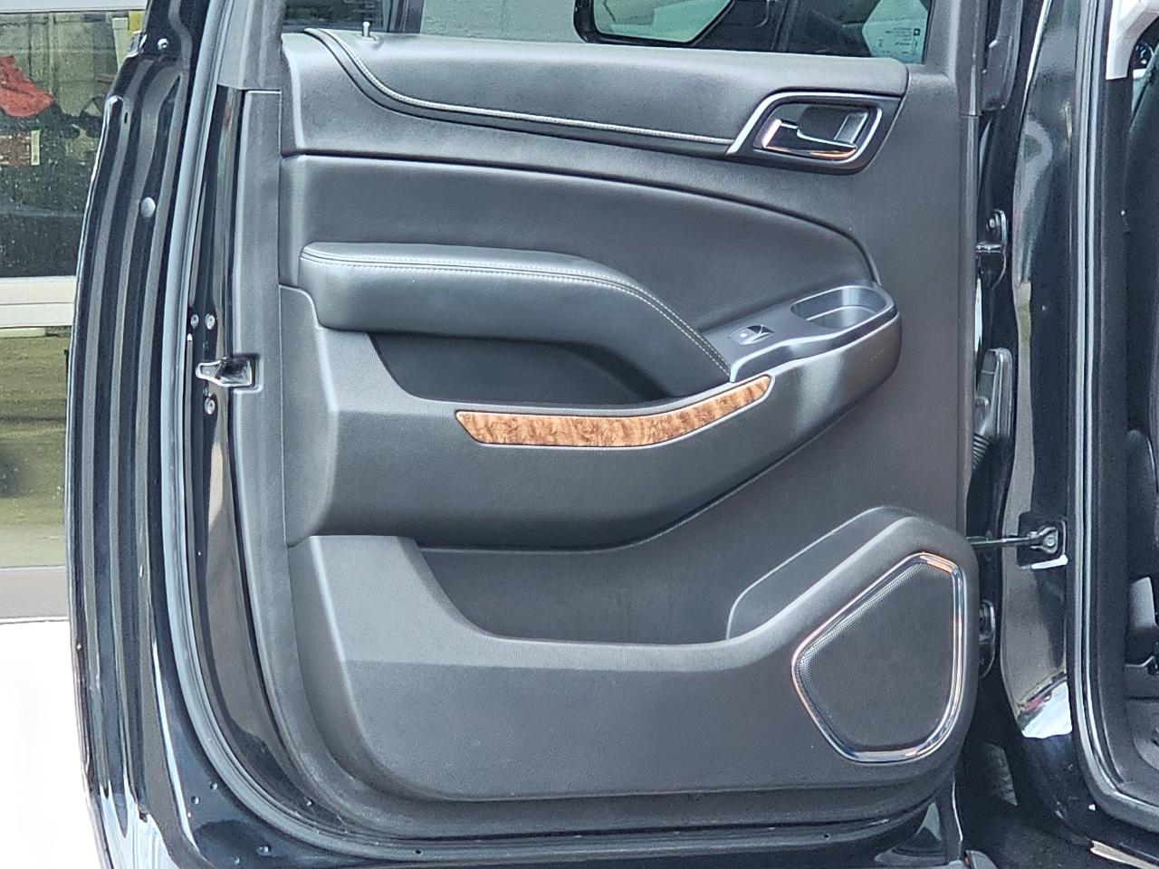 Chevrolet Suburban Premier 4WD 2019