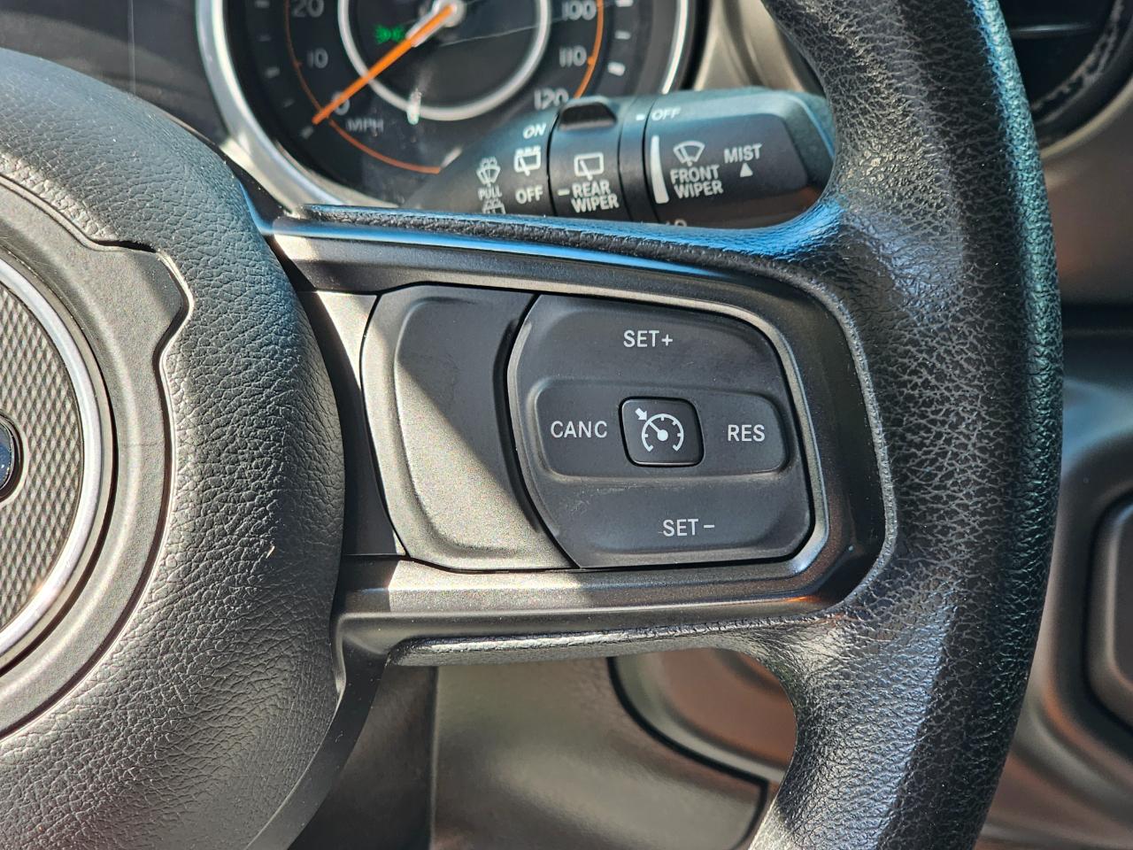 Jeep Wrangler Unlimited Sport 2018