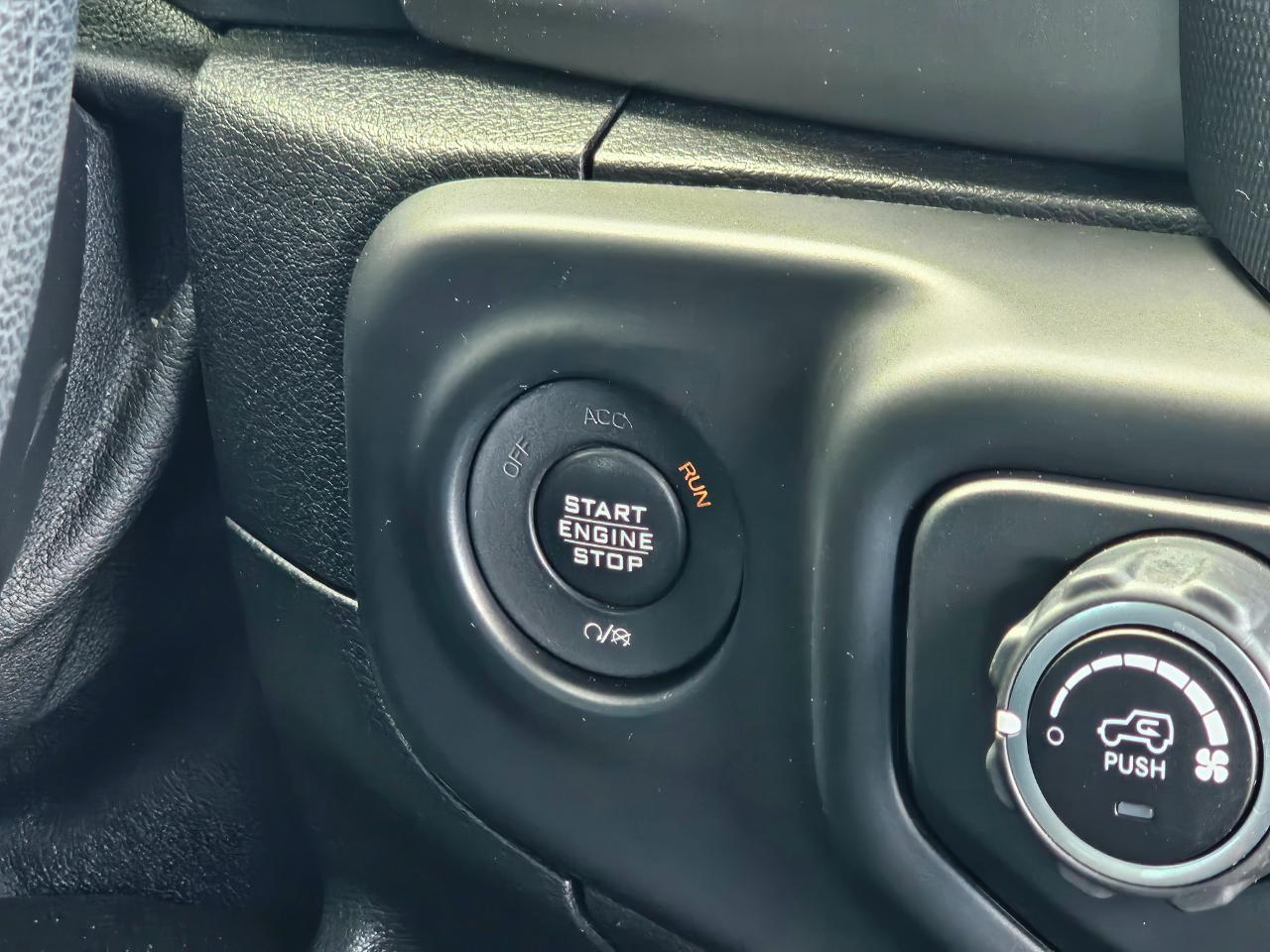 Jeep Wrangler Unlimited Sport 2018