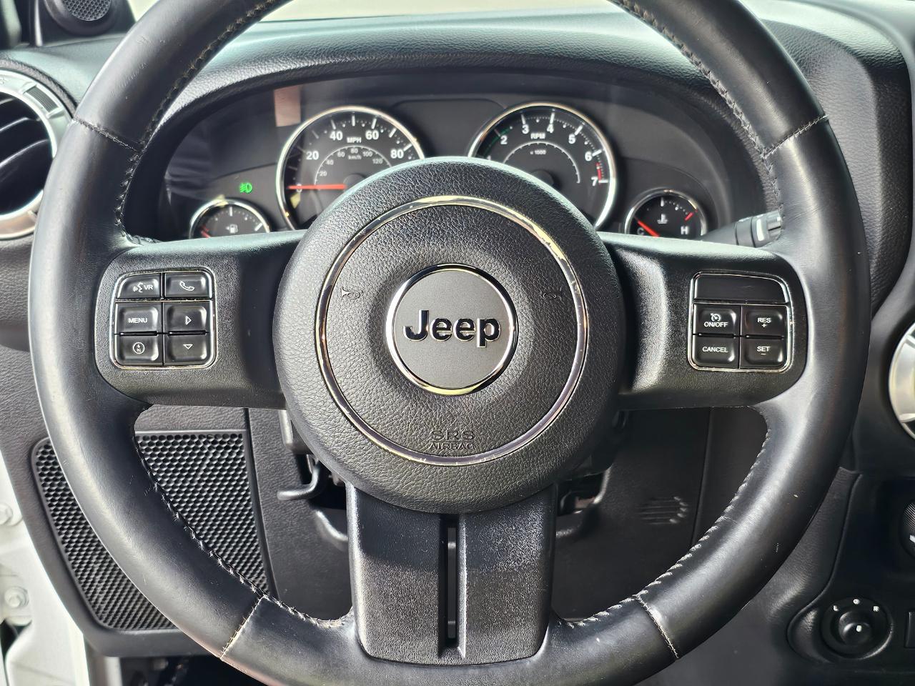 Jeep Wrangler Unlimited Sahara 4WD 2014