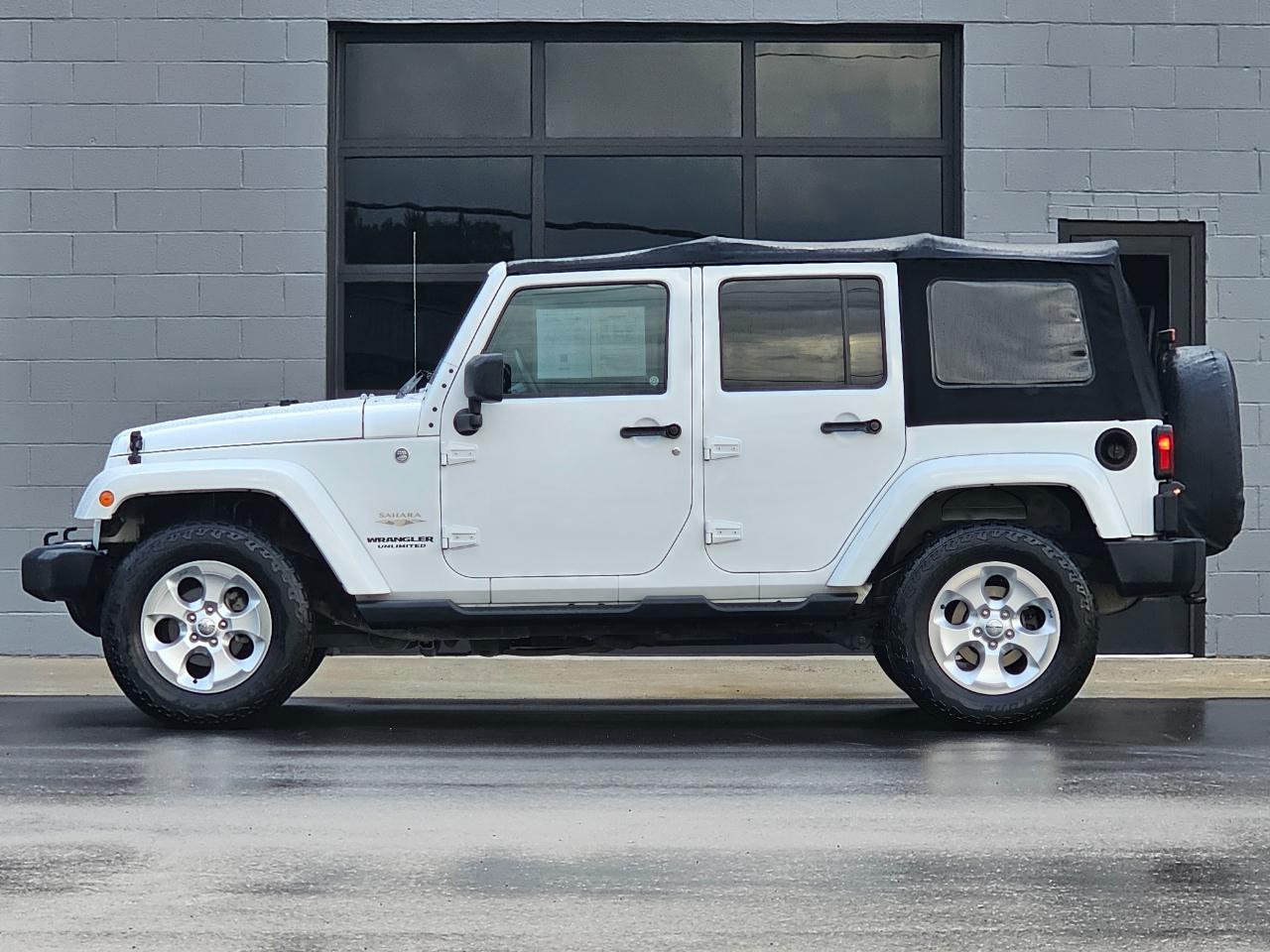 Jeep Wrangler Unlimited Sahara 4WD 2014