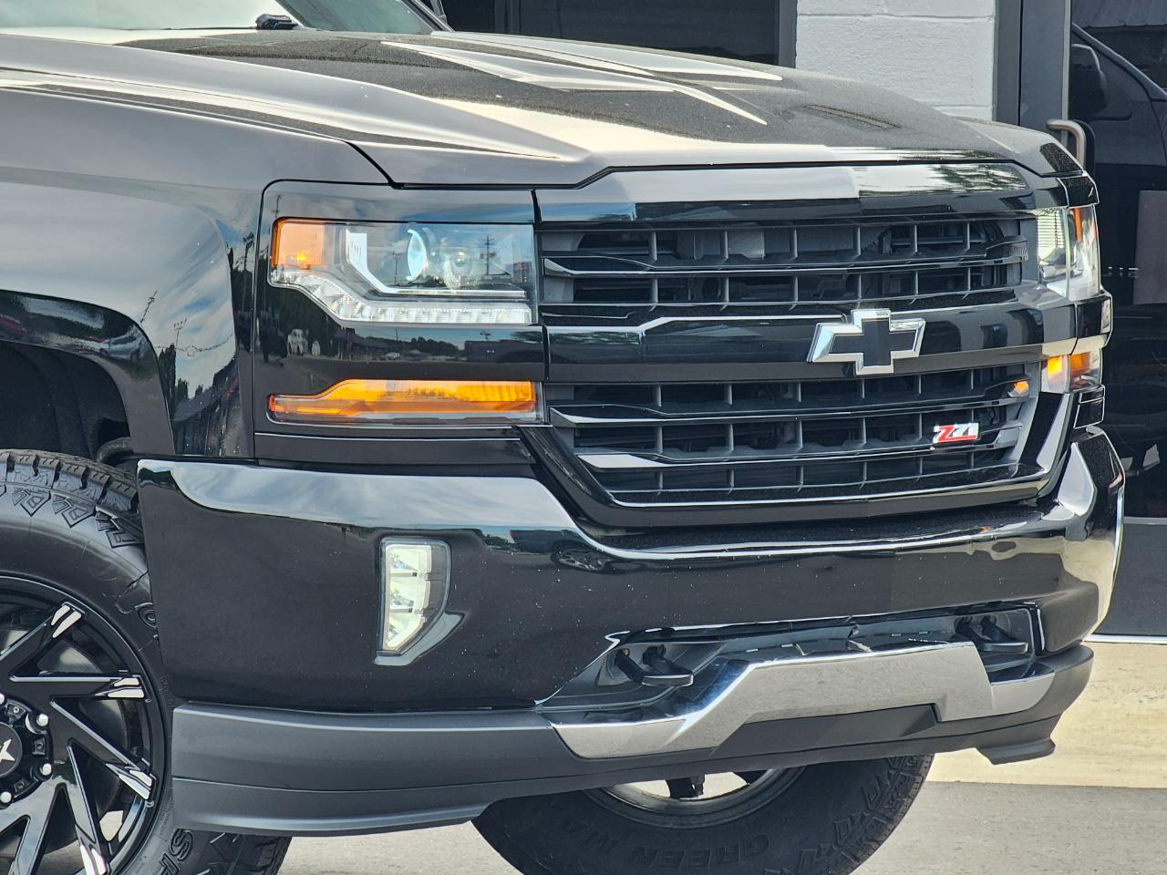 Chevrolet Silverado 1500 LT Z71 Crew Cab 4WD 2018