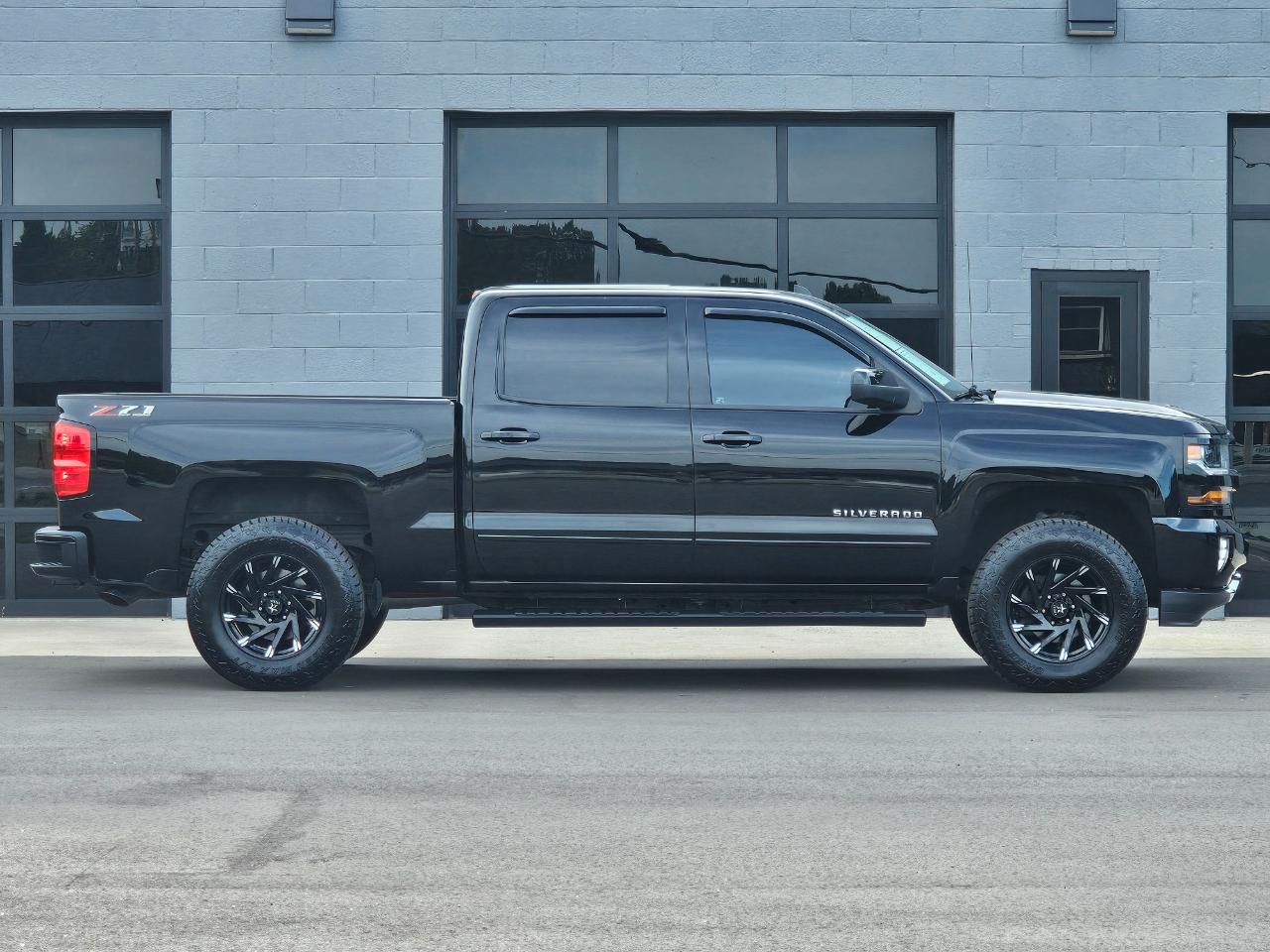 Chevrolet Silverado 1500 LT Z71 Crew Cab 4WD 2018