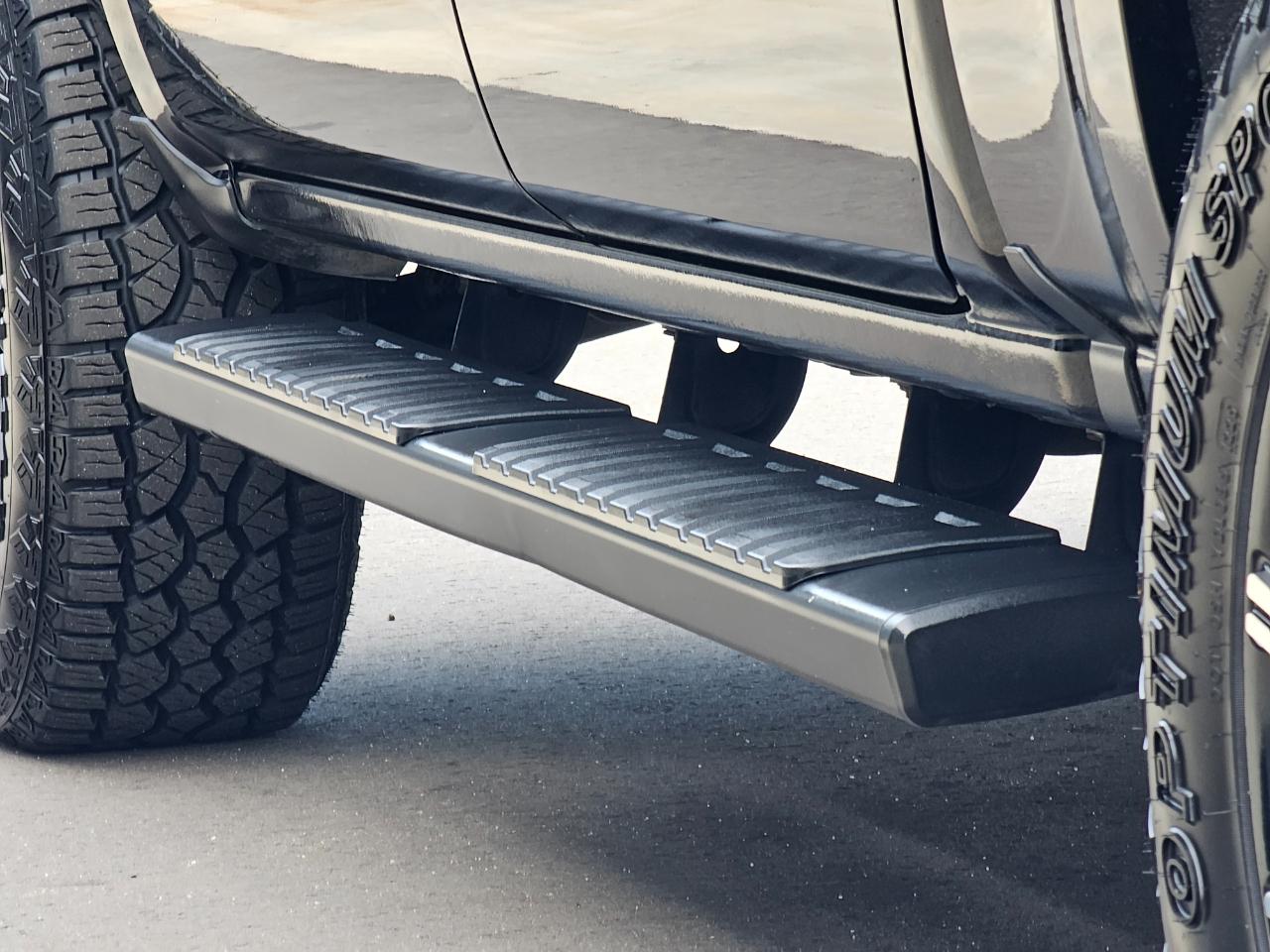 Chevrolet Silverado 1500 LT Z71 Crew Cab 4WD 2018
