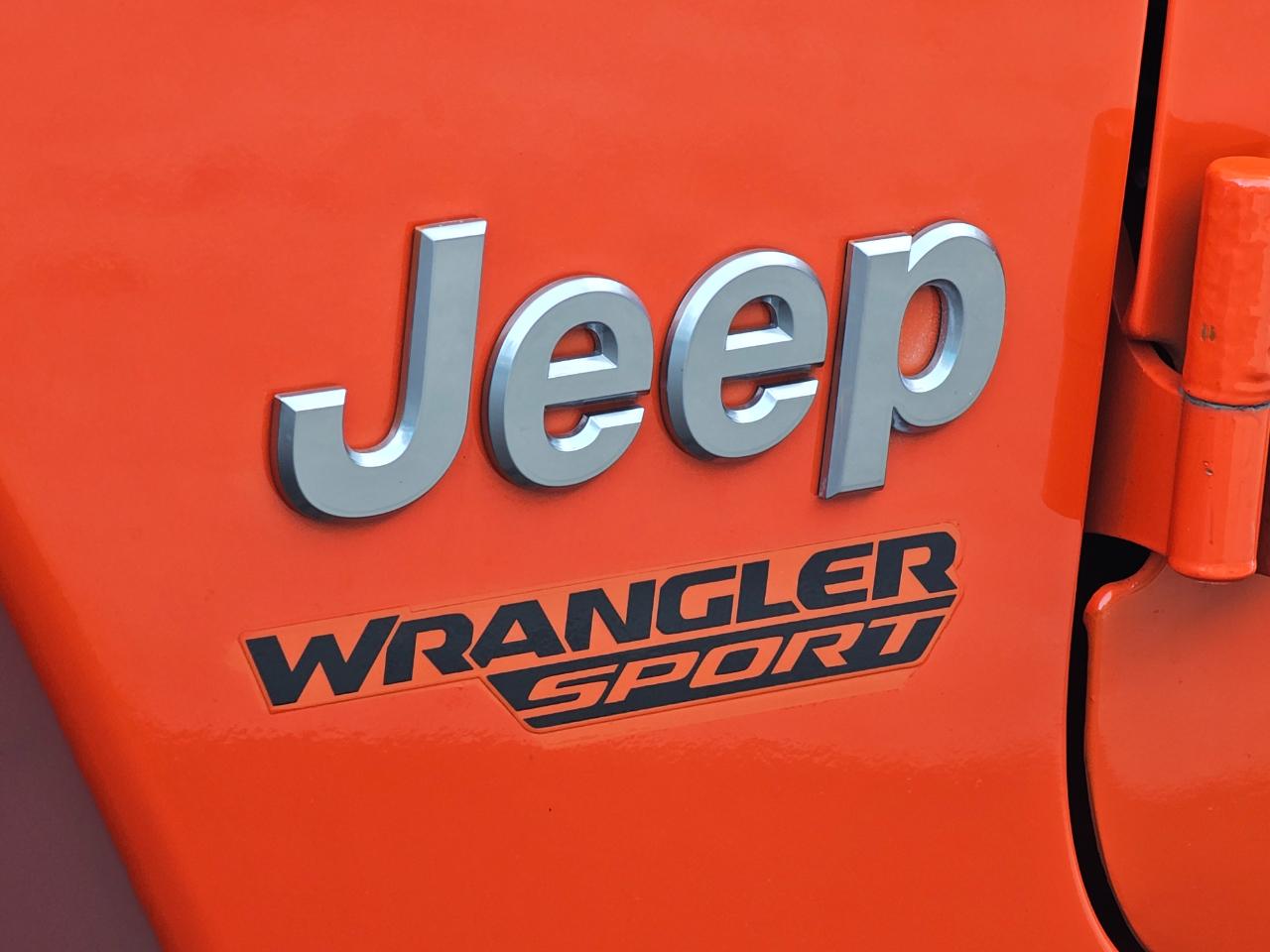 Jeep Wrangler Sport 4WD 2018