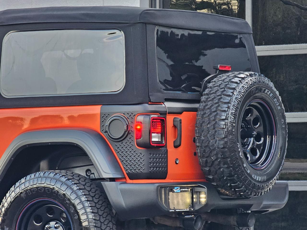 Jeep Wrangler Sport 4WD 2018
