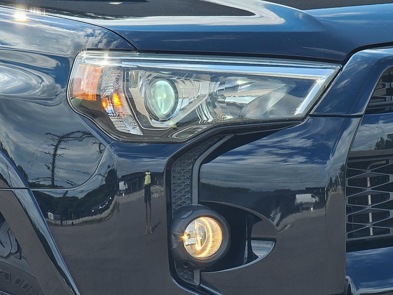Toyota 4Runner SR5 4WD 2019