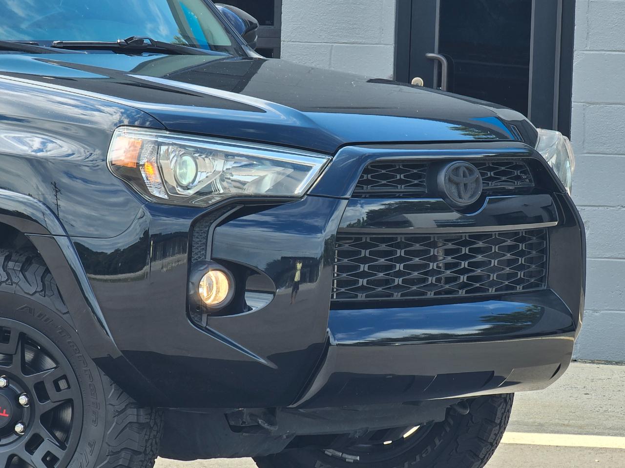 Toyota 4Runner SR5 4WD 2019