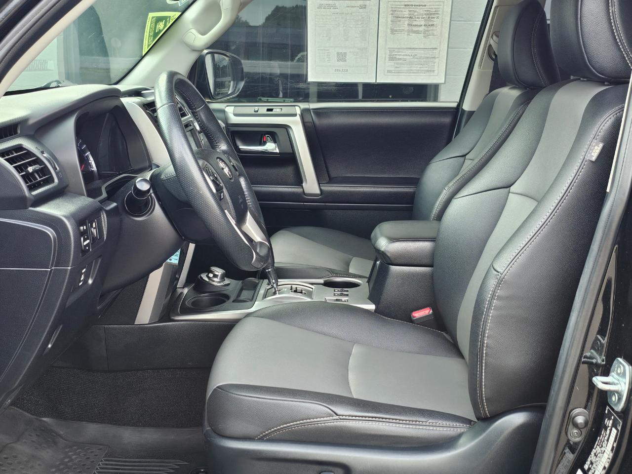 Toyota 4Runner SR5 4WD 2019