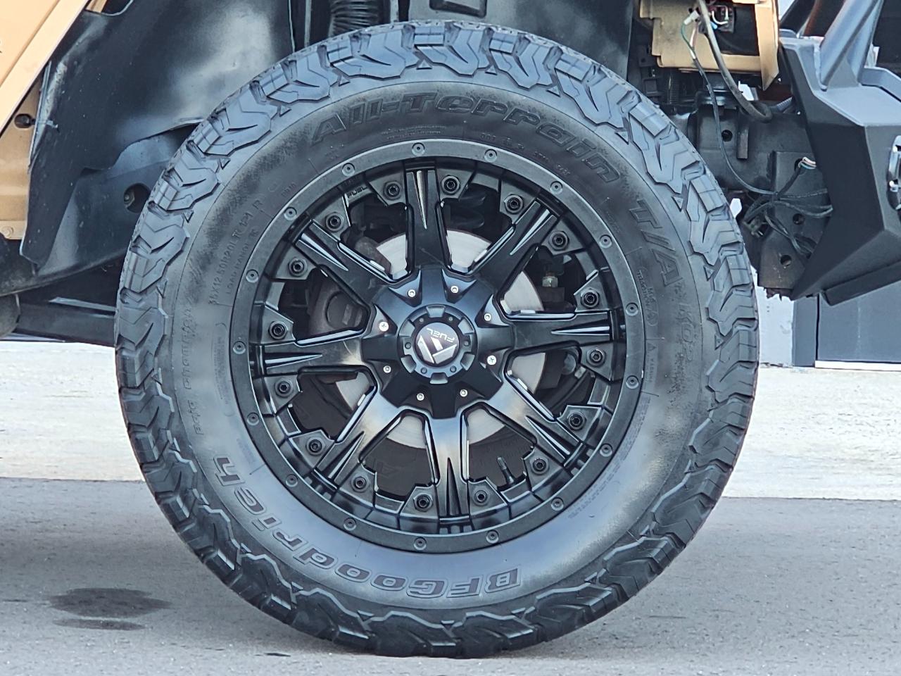 Jeep Wrangler Unlimited Sahara 4WD 2013