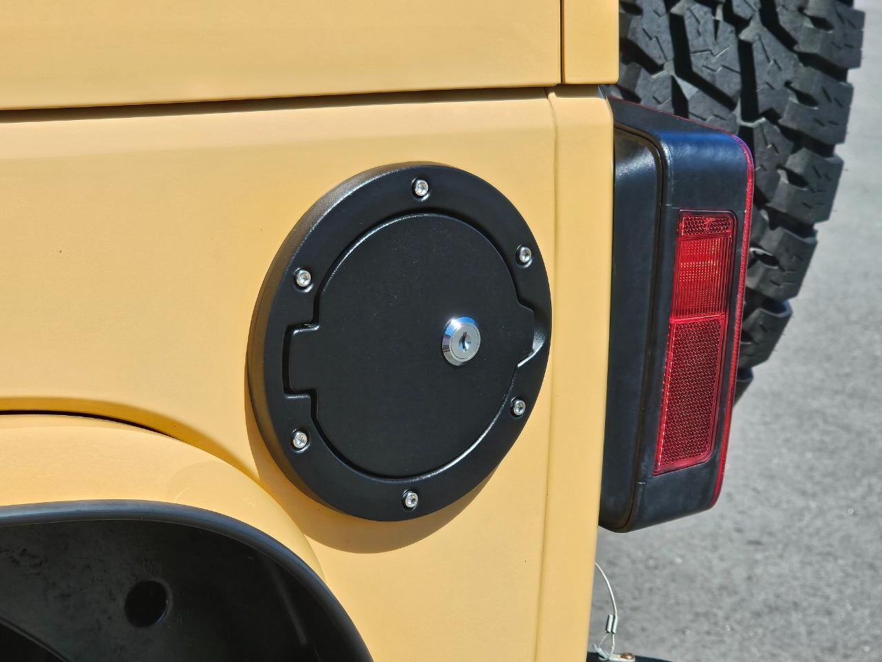 Jeep Wrangler Unlimited Sahara 4WD 2013