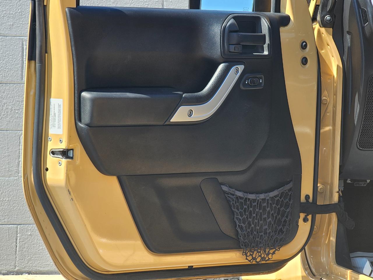 Jeep Wrangler Unlimited Sahara 4WD 2013