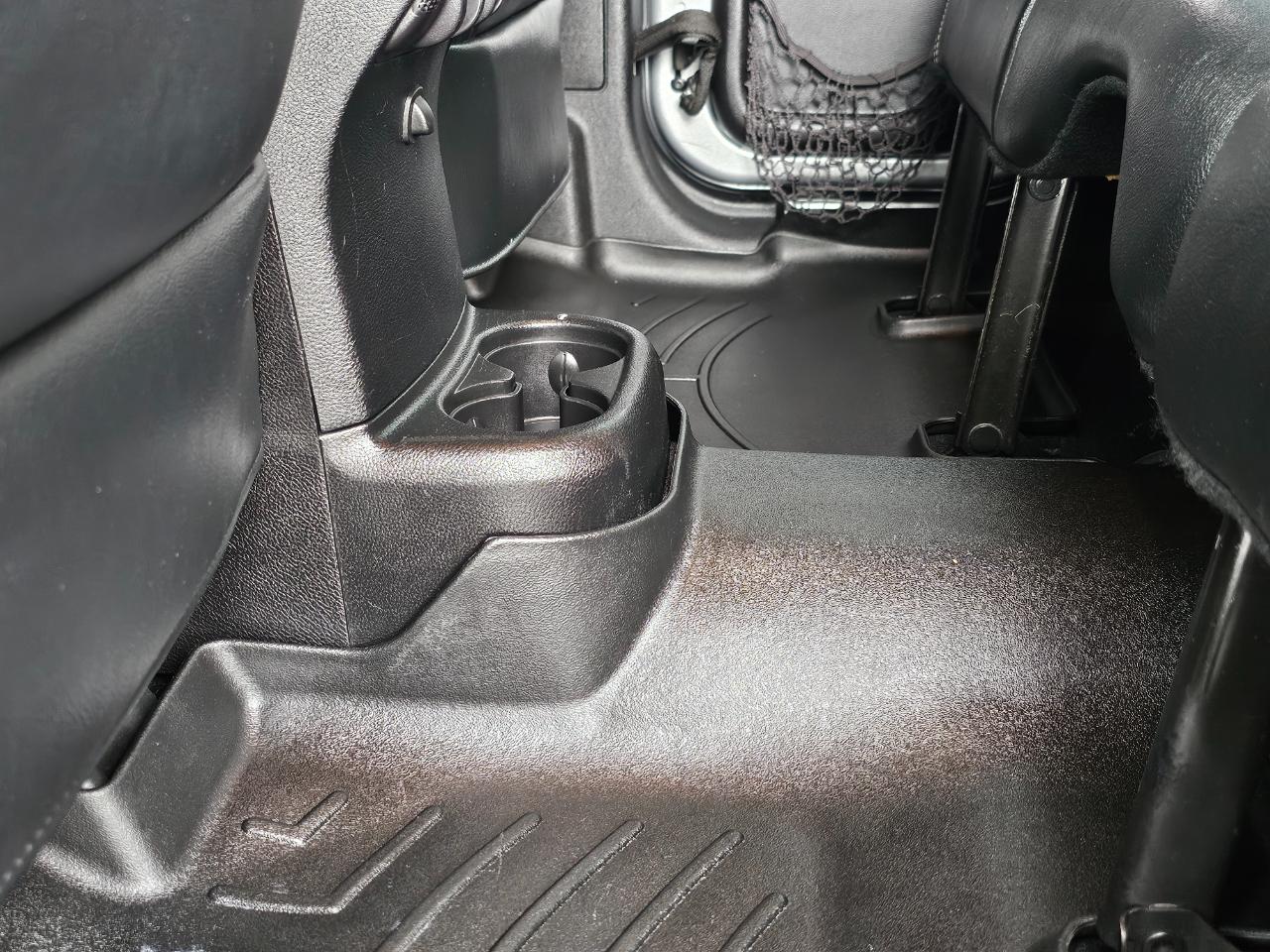 Jeep Wrangler Unlimited Sahara 4WD 2015