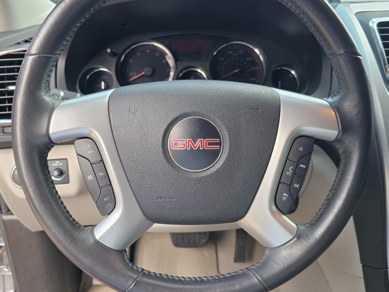 GMC Acadia SLT-1 FWD 2010