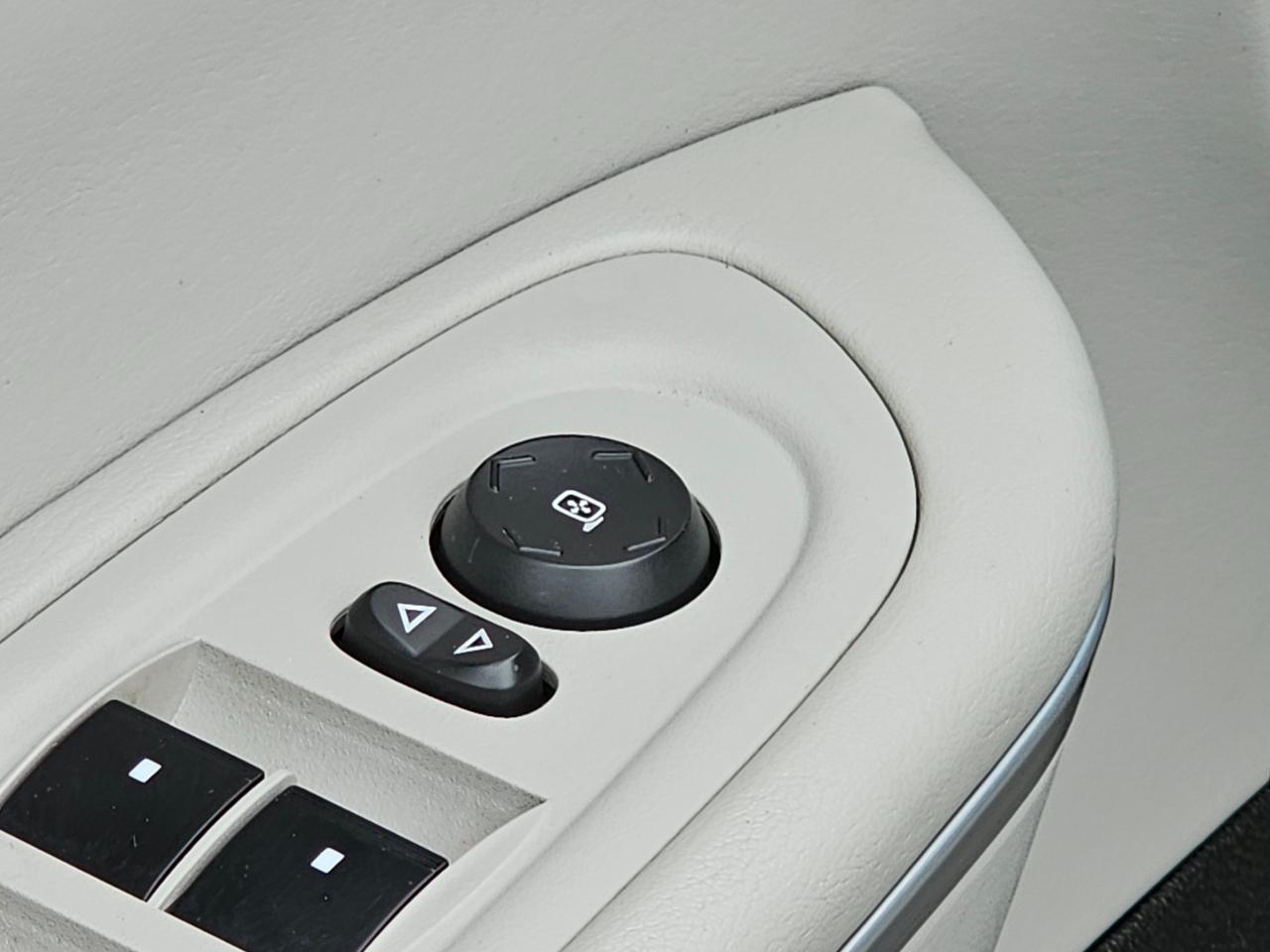 GMC Acadia SLT-1 FWD 2010
