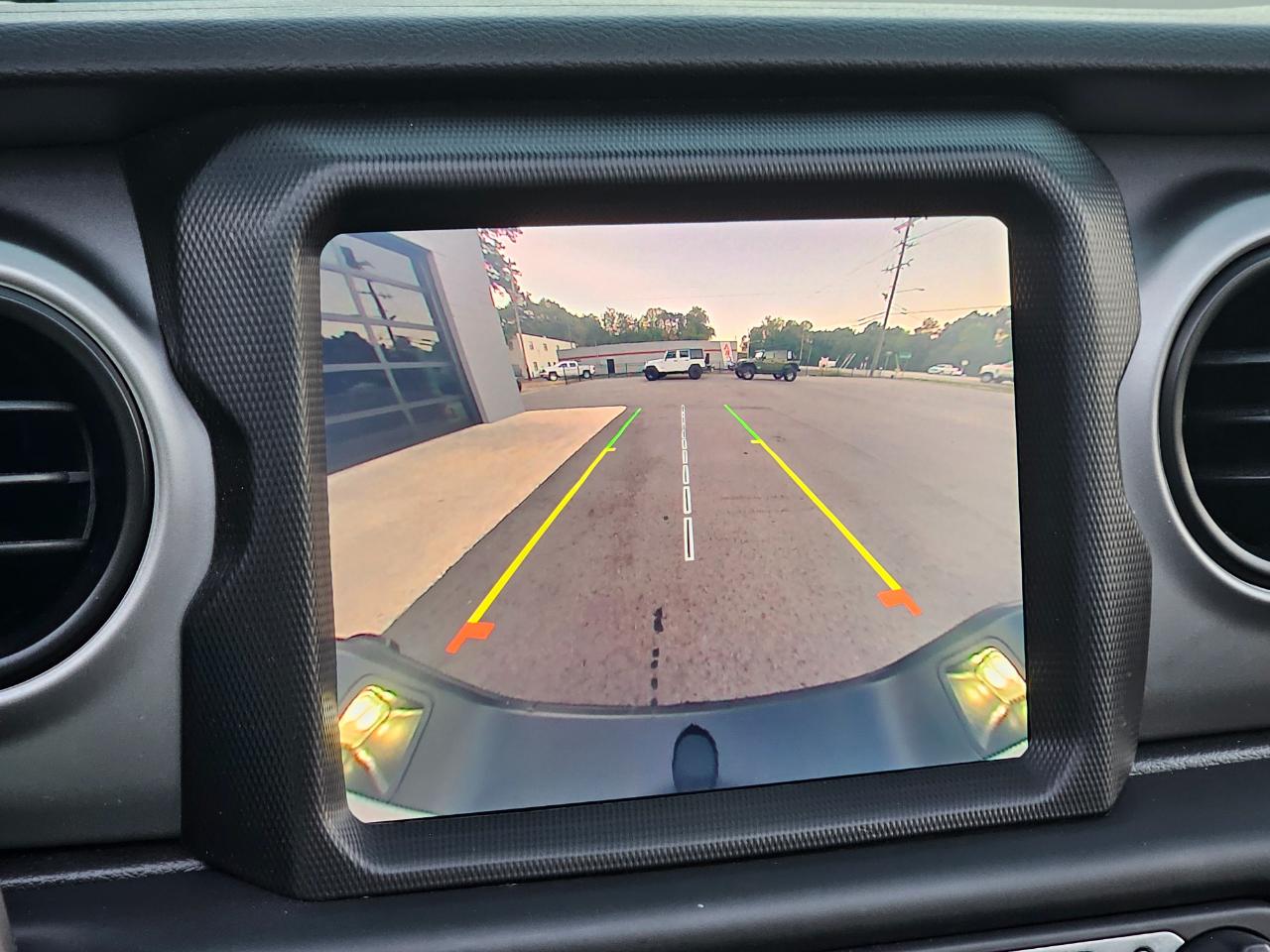 Jeep Gladiator Sport 2021