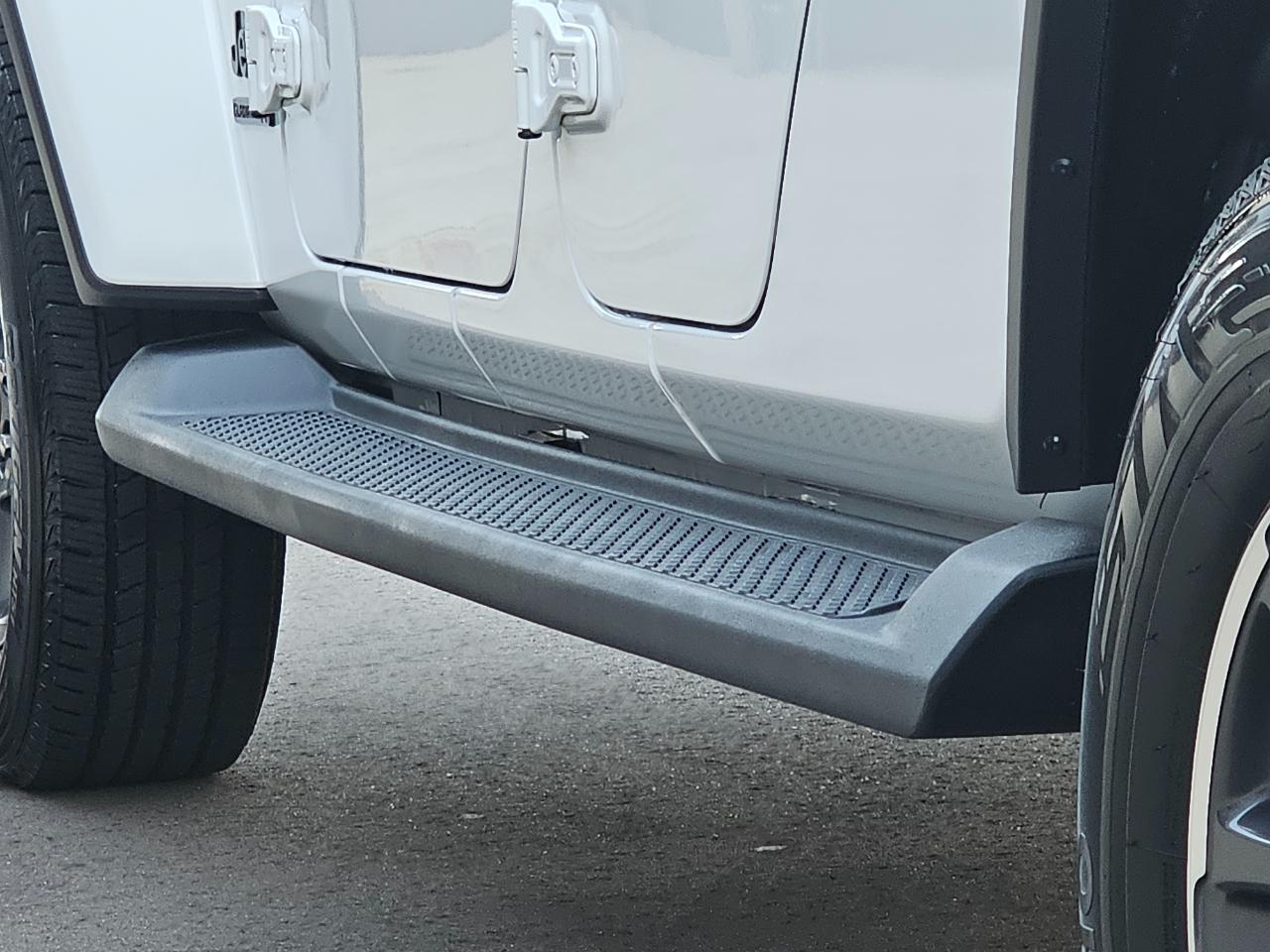Jeep Gladiator Sport 2021