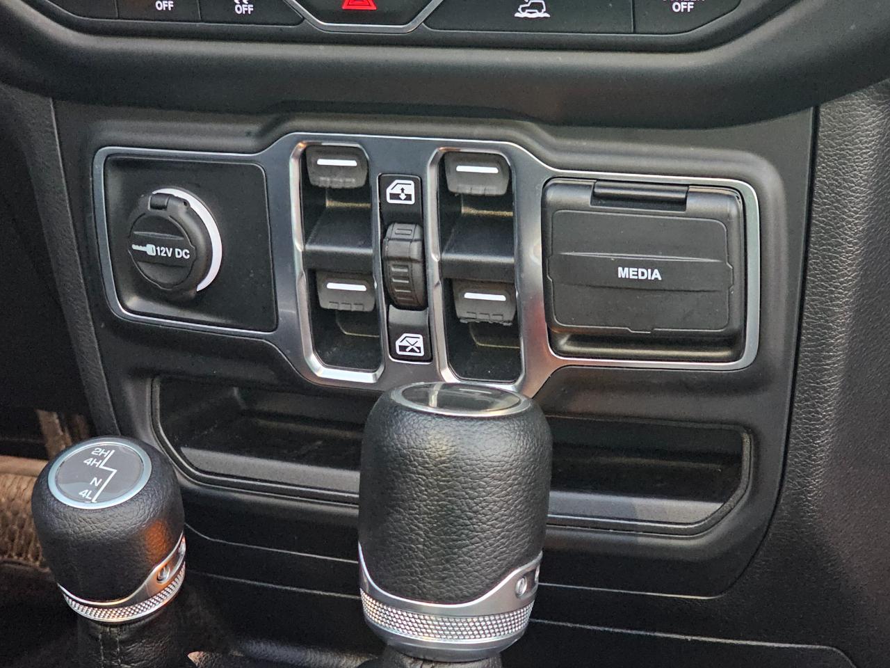 Jeep Gladiator Sport 2021