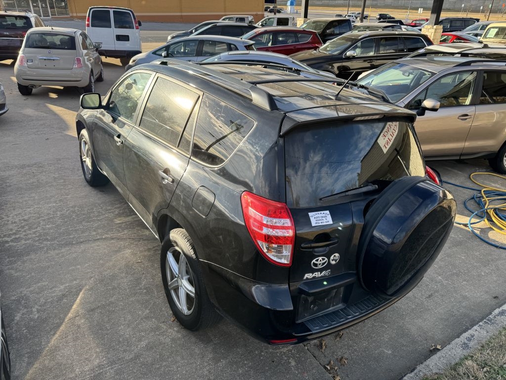 Toyota RAV4 Base I4 2WD 2012