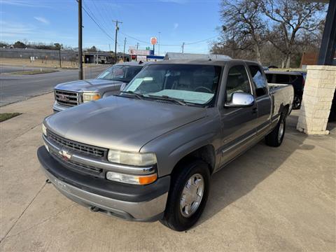 2001 Chevrolet Silverado 1500 LT Ext. Cab Long Bed 4WD