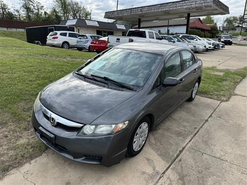 2010 Honda Civic DX-VP Sedan 5-Speed AT