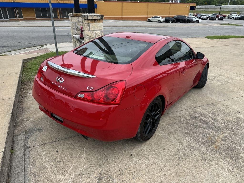 Infiniti G37 Base 2008