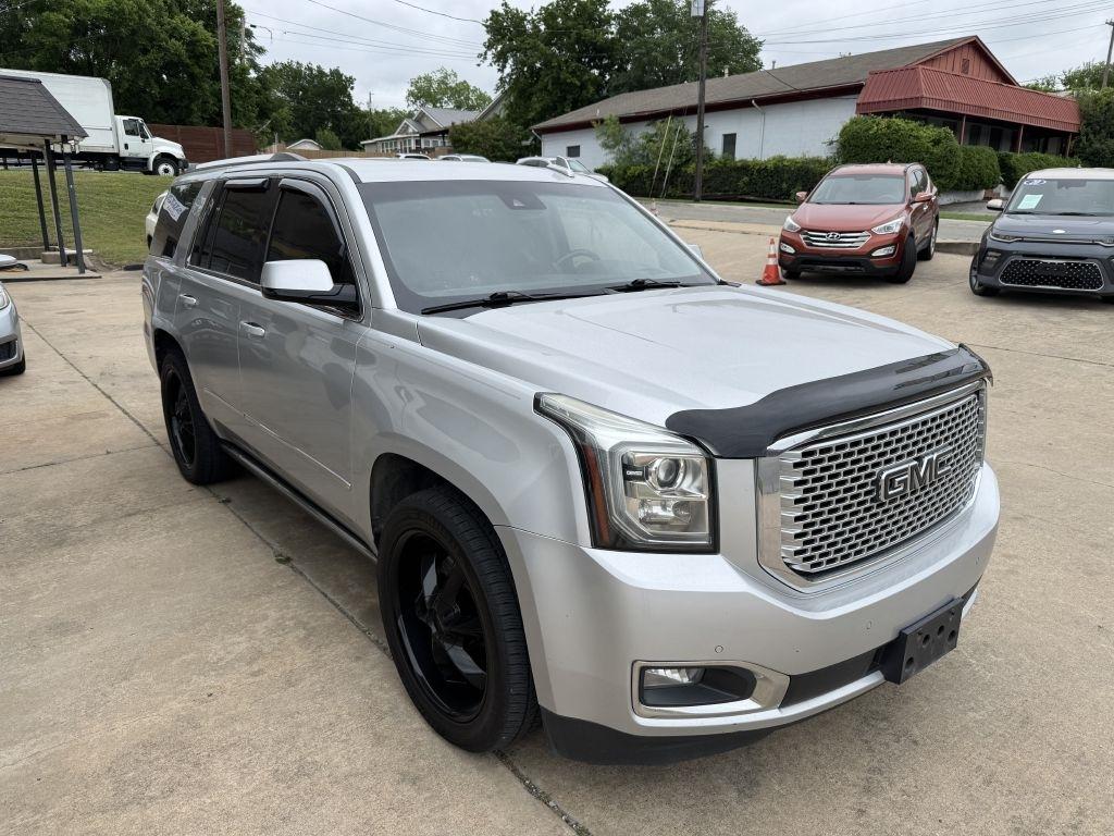 GMC Yukon Denali 4WD 2016