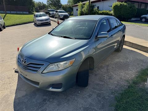 2010 Toyota Camry SE 6-Spd MT