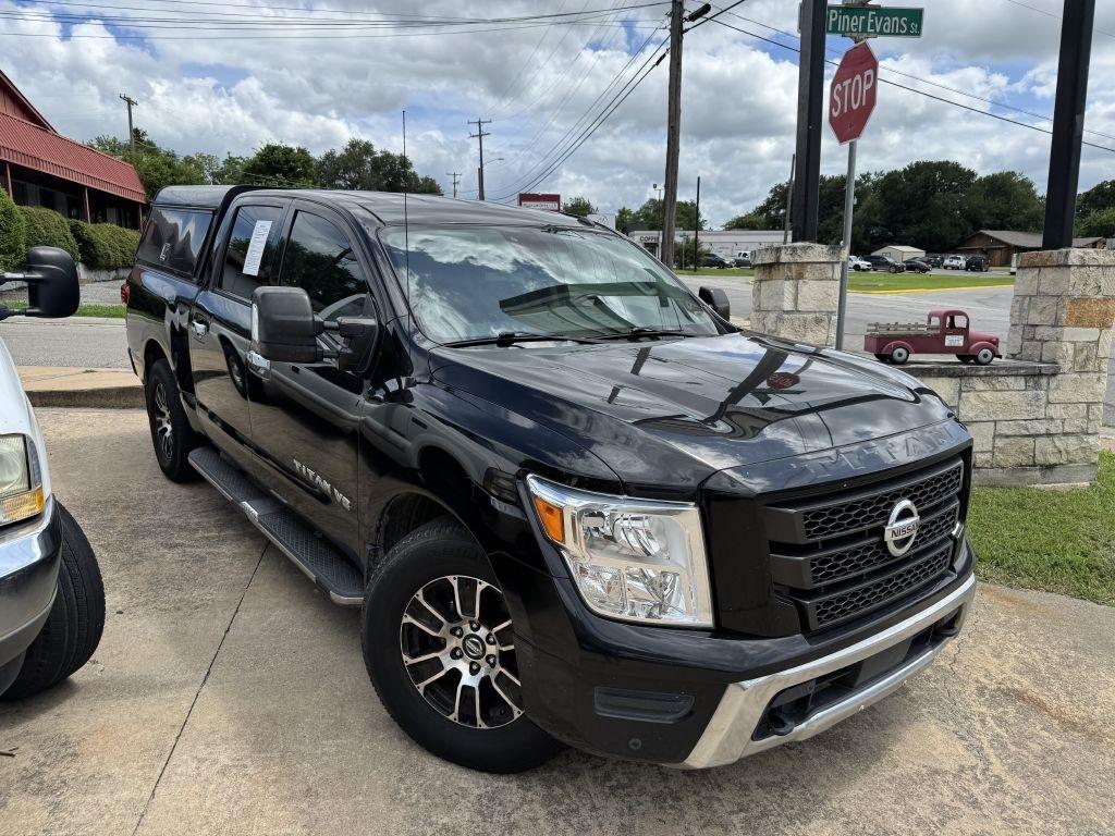 Nissan Titan SV Crew Cab 2WD 2020