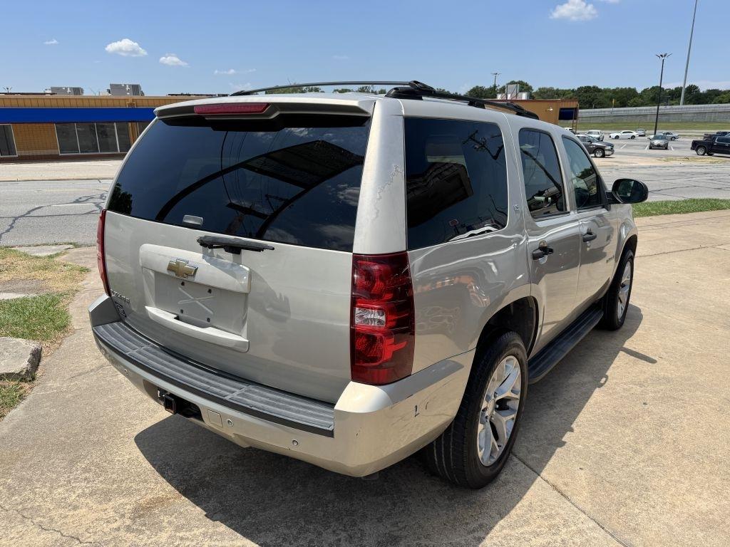 Chevrolet Tahoe  2007