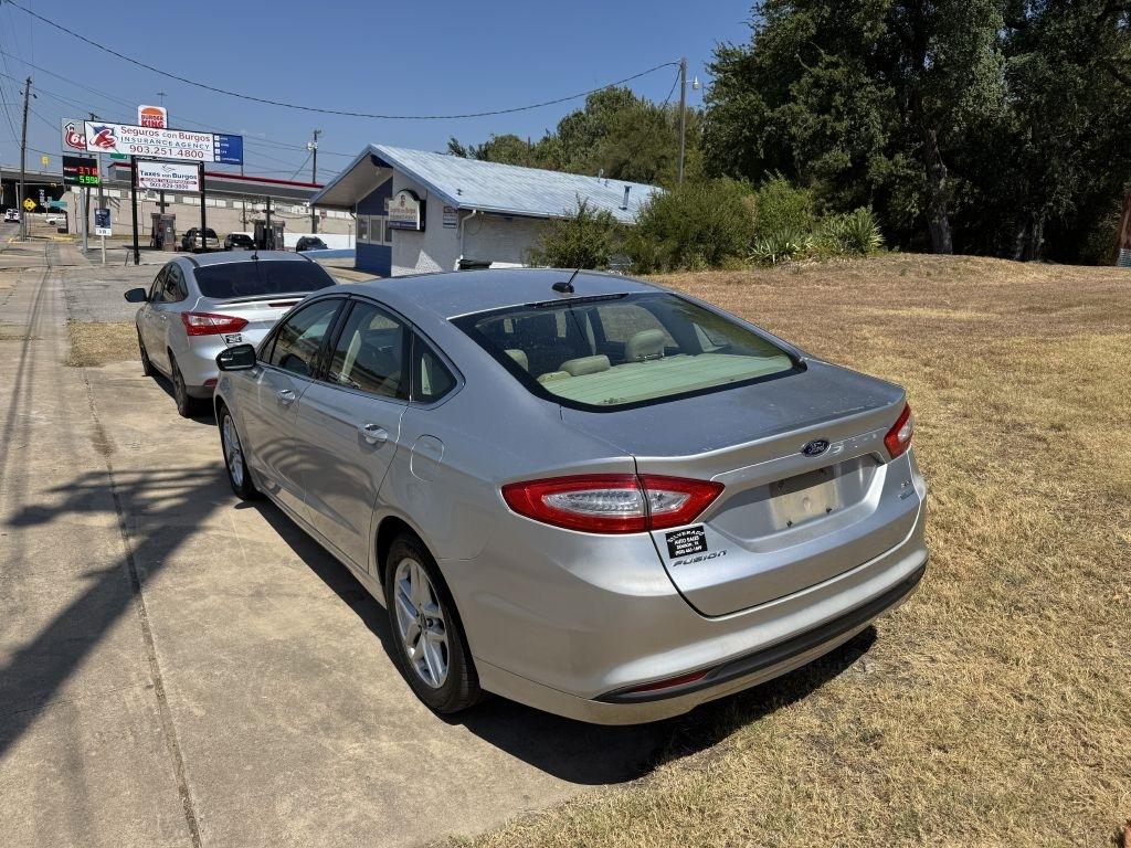 Ford Fusion SE 2014