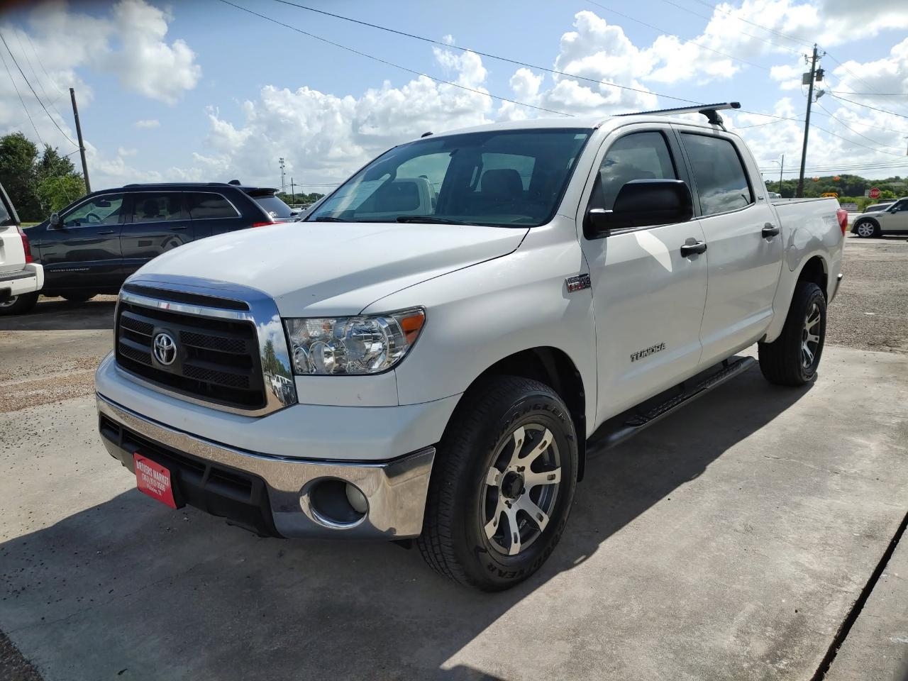 Toyota Tundra  2010