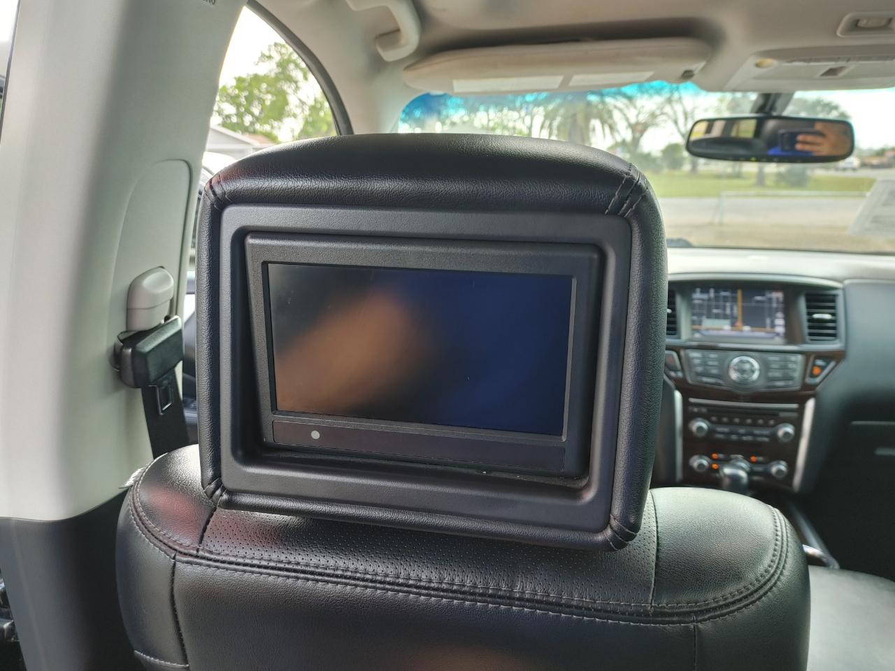 Nissan Pathfinder  2014