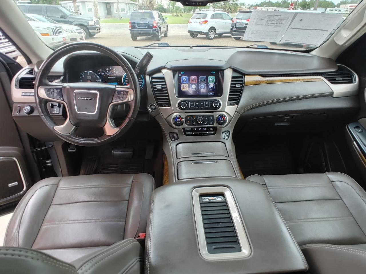 GMC Yukon XL  2017