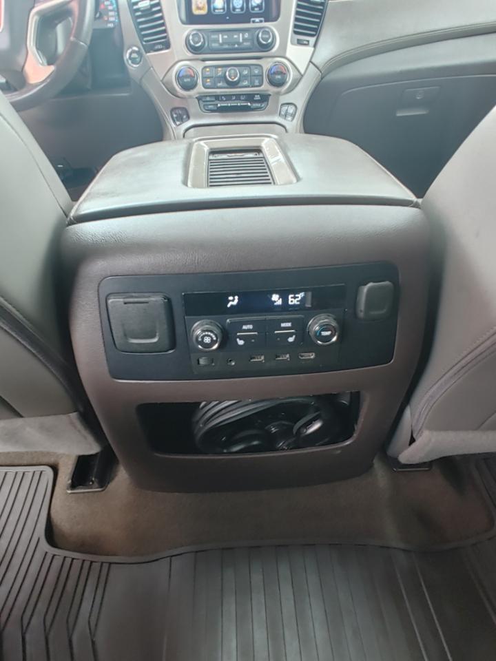 GMC Yukon XL  2017