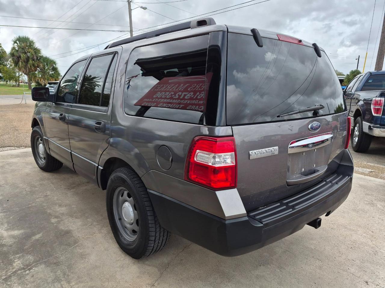 Ford Expedition  2010