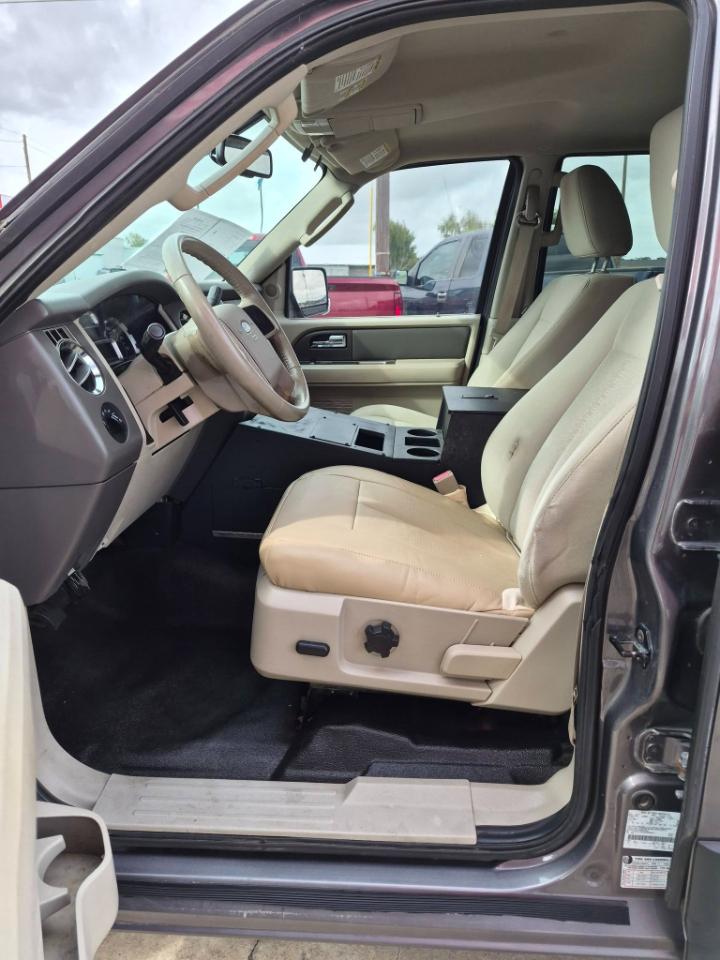 Ford Expedition  2010