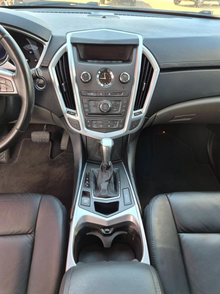 Cadillac SRX  2011