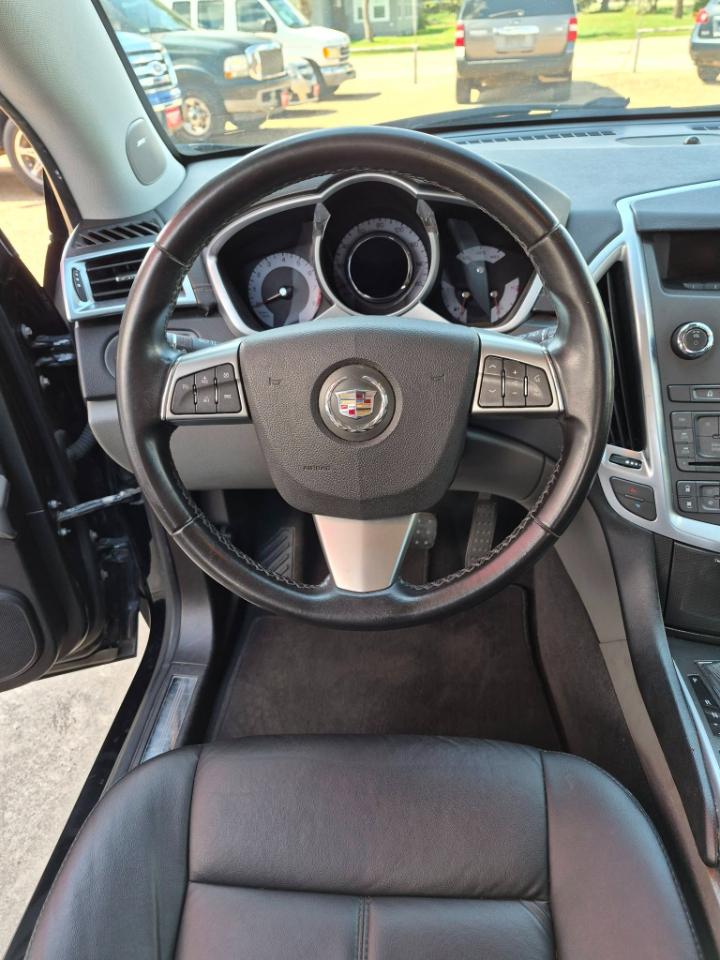 Cadillac SRX  2011