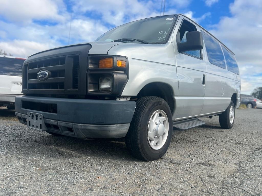 2011 Ford Econoline E-350 XL Super Duty