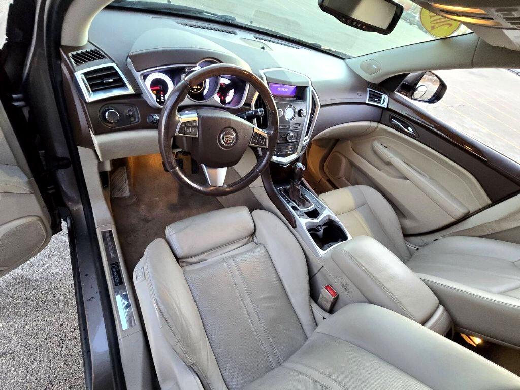 Cadillac SRX  2011