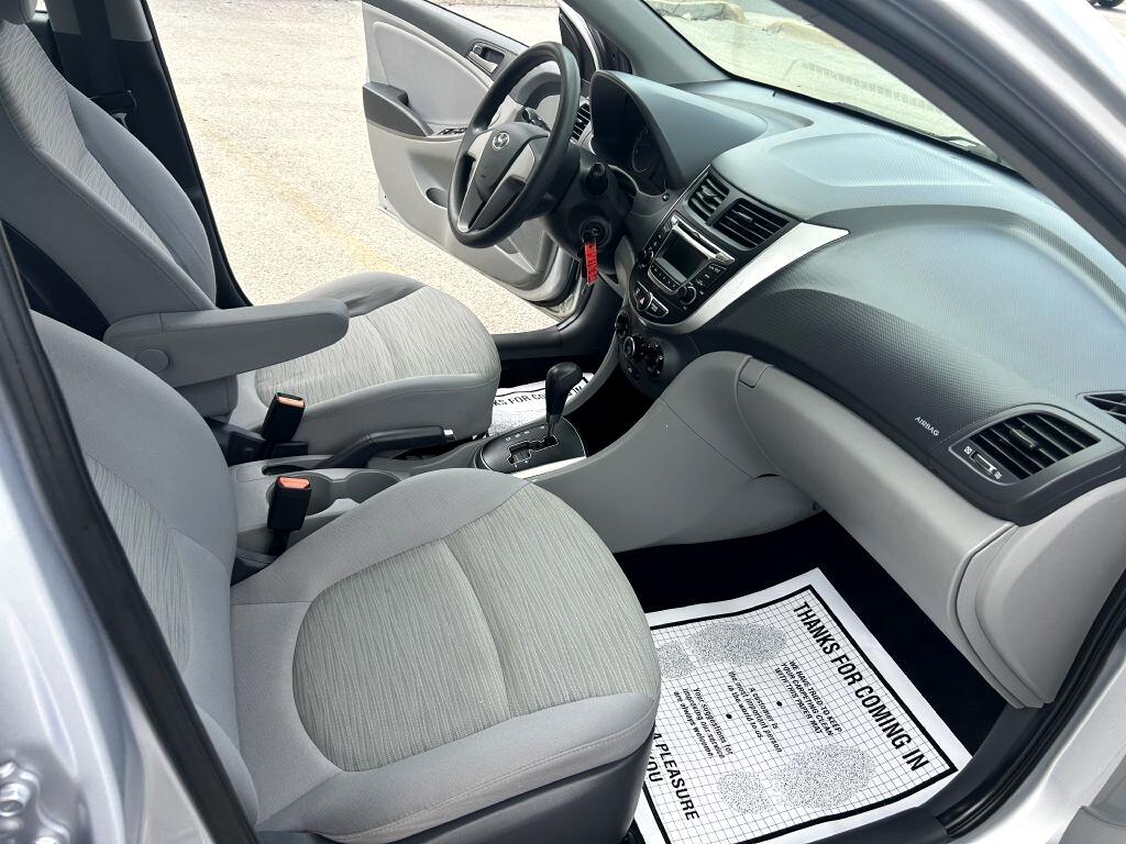 Hyundai Accent  2017 Hyundai Accent  2017