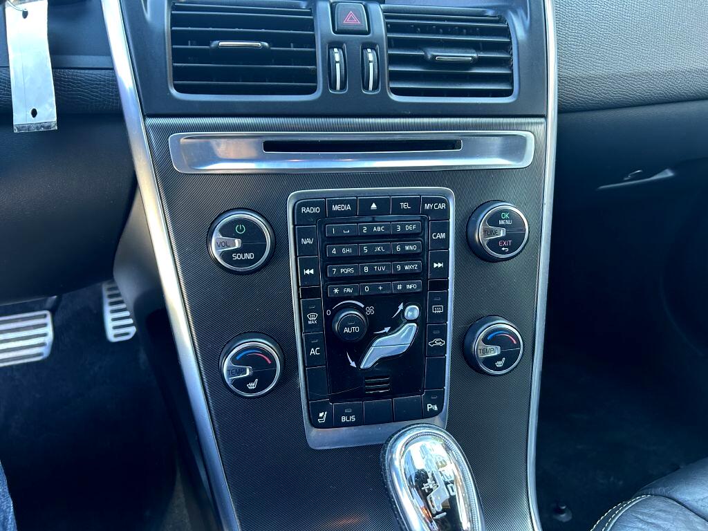 Volvo XC60  2013 Volvo XC60  2013