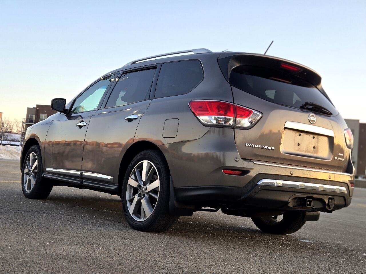 Nissan Pathfinder  2014