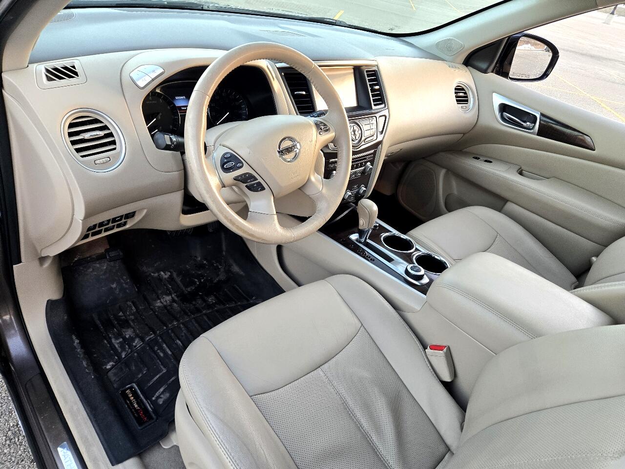 Nissan Pathfinder  2014